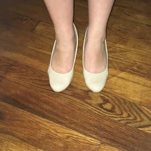 Nude Comfort Plus heels